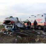 Saray Trafik Kazası 3 Yaralı Hastaneye Kaldırıldı. 2 Saray Trafik Kazası