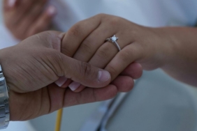 Kırmızı Tipografik Son Dakika Haberleri Youtube Küçük Resmi (1)