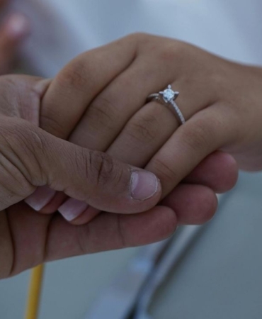 Evlilik öncesi eğitim programı başlıyor 2 Kırmızı Tipografik Son Dakika Haberleri Youtube Küçük Resmi (1)