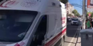 motosiklet yayaya çarptı