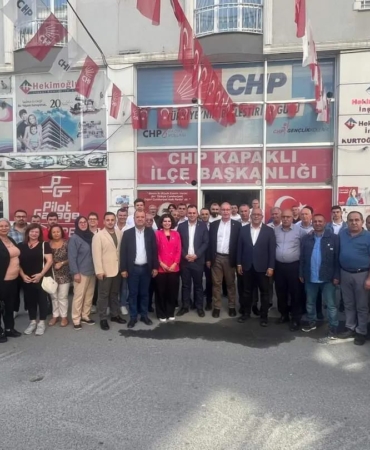 CHP'li Vekillerden CHP Kapaklı İlçe Başkanlığına Ziyaret 2 chp li vekiller