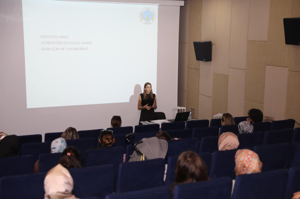 ebeveynlik okulu açıldı