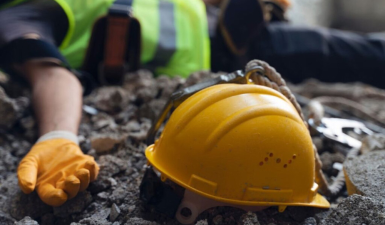 Fabrikada korkunç kaza 1 işçi hayatını kaybetti 6 fabrikada korkunç kaza