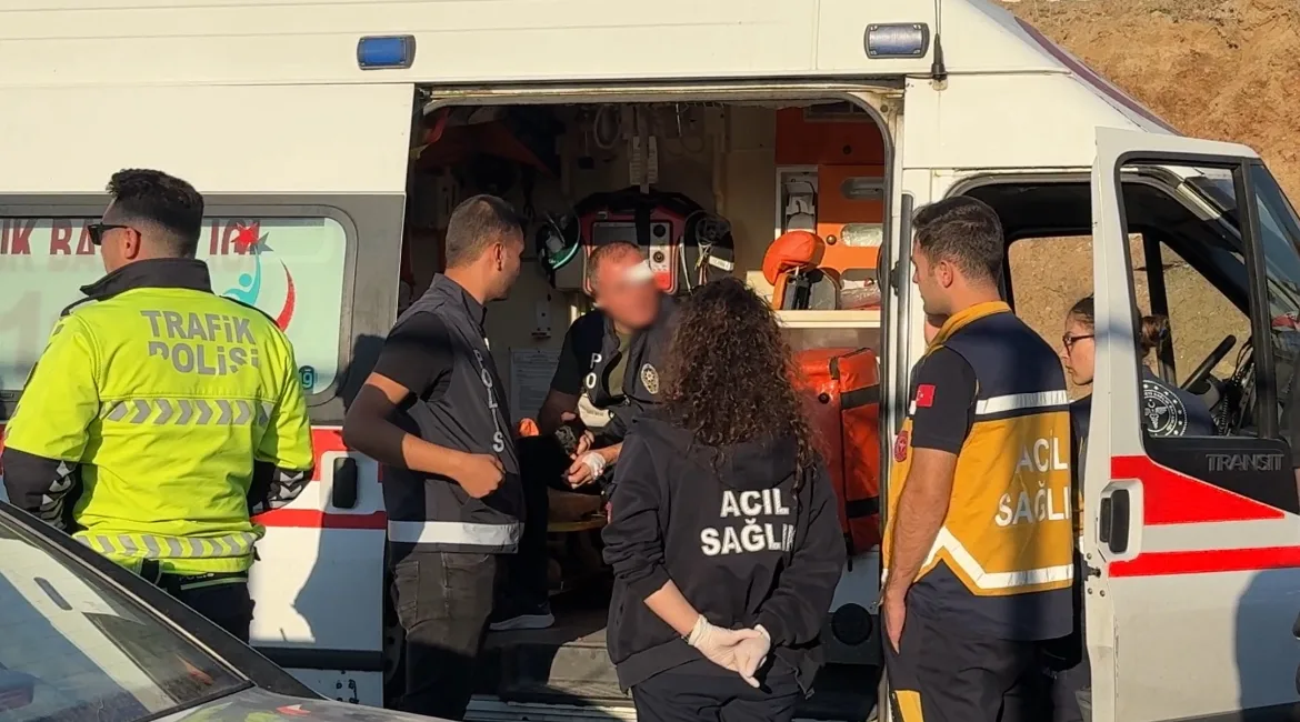 Maçta polise yumruklu saldırı 7 yumruklu saldırı